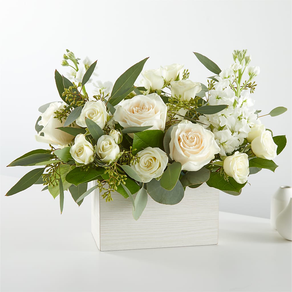 Fresh Linen Box Bouquet – Executive Flowers, El Paso TX
