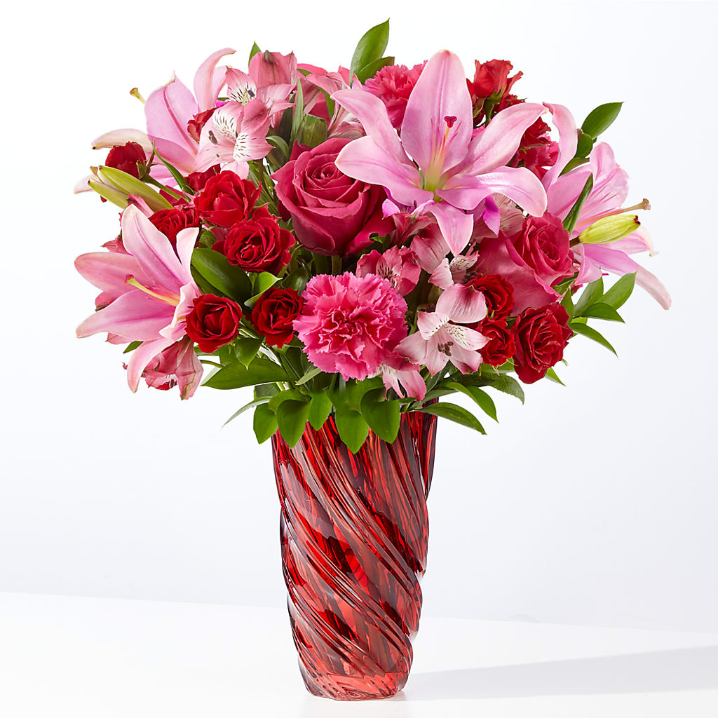 In Love Bouquet with Luxe Swirl Vase – Executive Flowers, El Paso TX