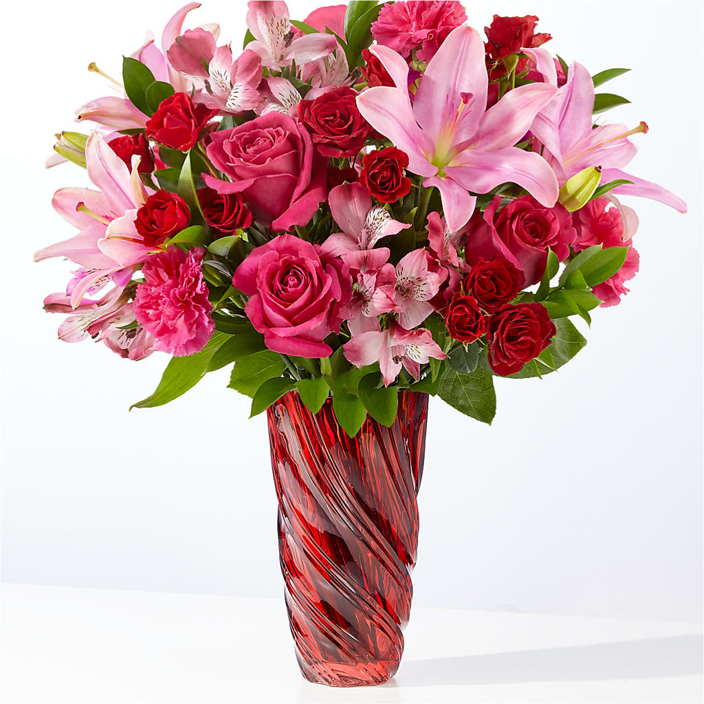 In Love Bouquet with Luxe Swirl Vase – Executive Flowers, El Paso TX