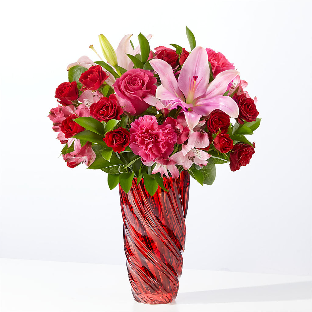 In Love Bouquet with Luxe Swirl Vase – Executive Flowers, El Paso TX