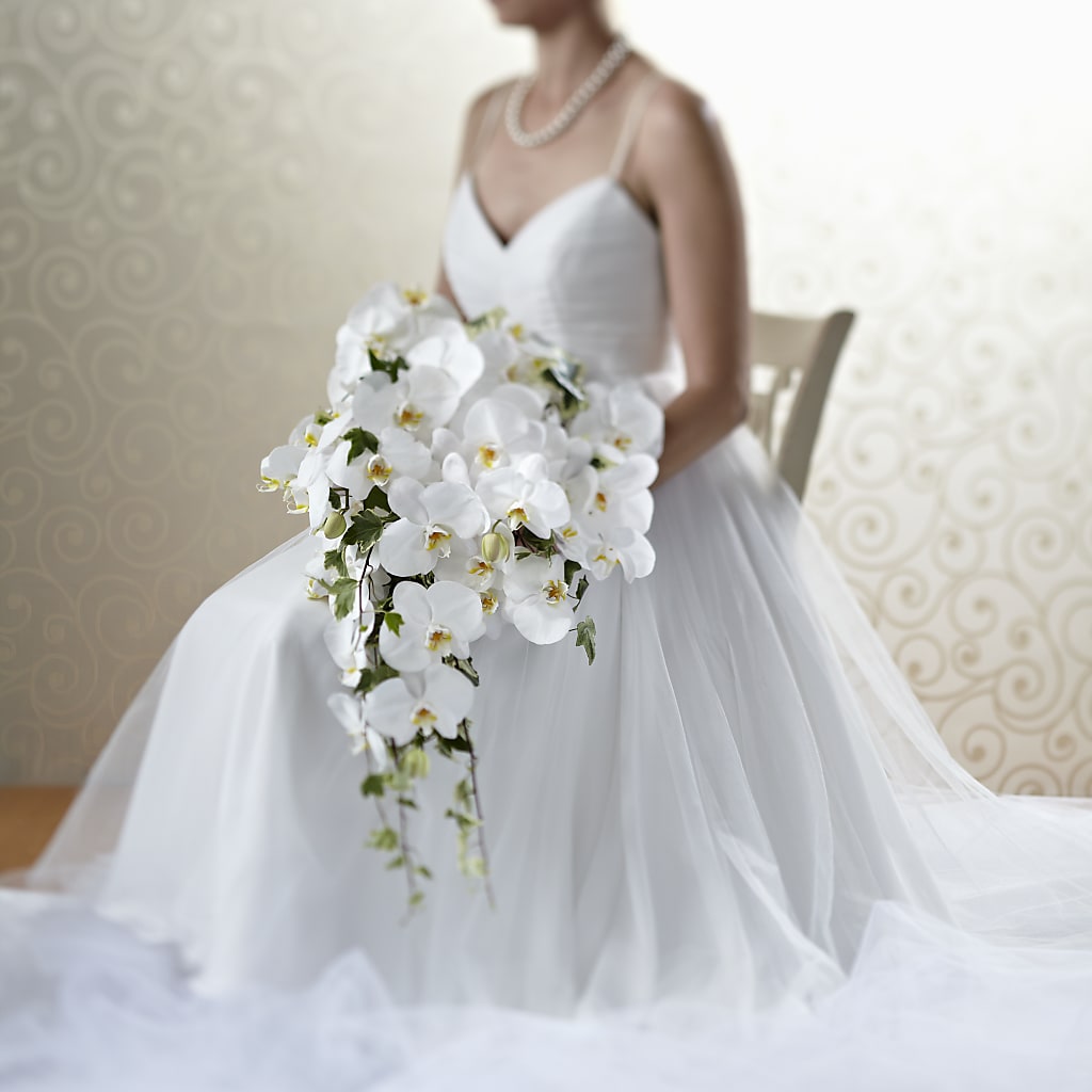 Classic White Bouquet – Executive Flowers, El Paso TX