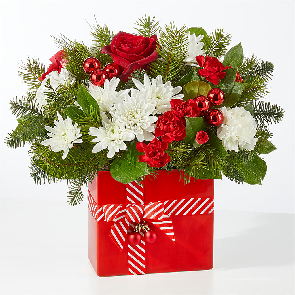 Presents Under the Tree Bouquet –  Executive Flowers, El Paso TX