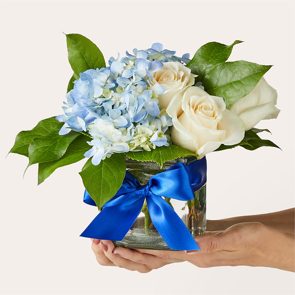 Sky Blue Delight Bouquet –  Executive Flowers, El Paso TX