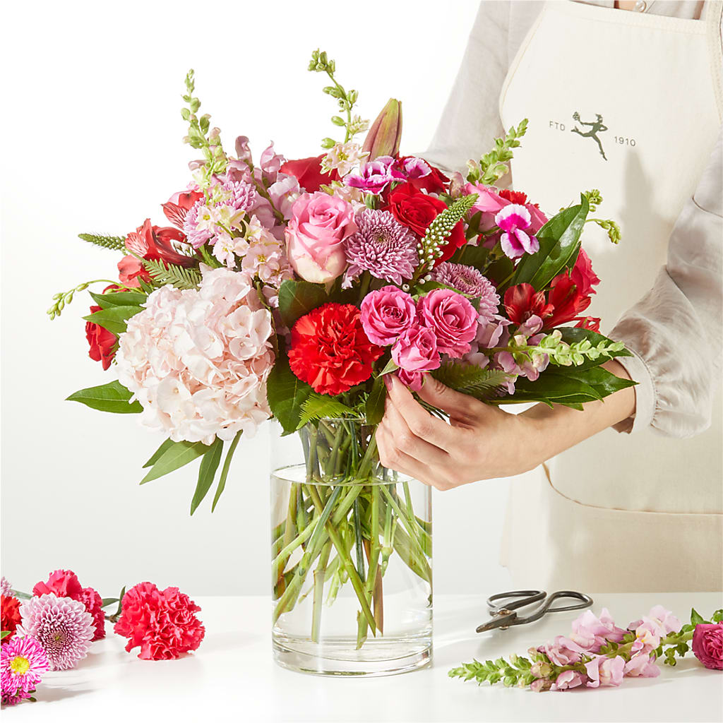 Swooning Over You - A Luxury Florist Original –  Executive Flowers, El Paso TX