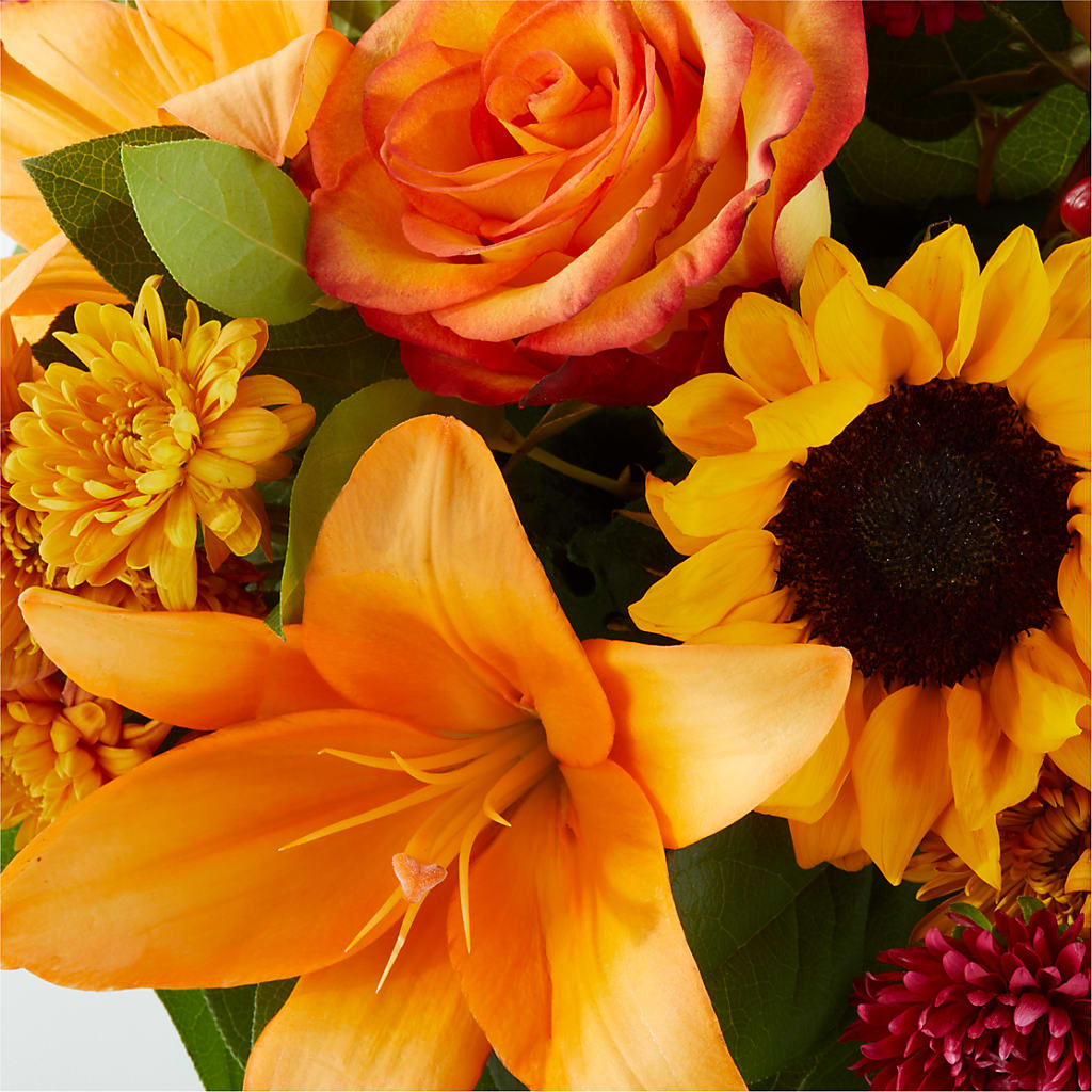 Grateful Centerpiece –  Executive Flowers, El Paso TX