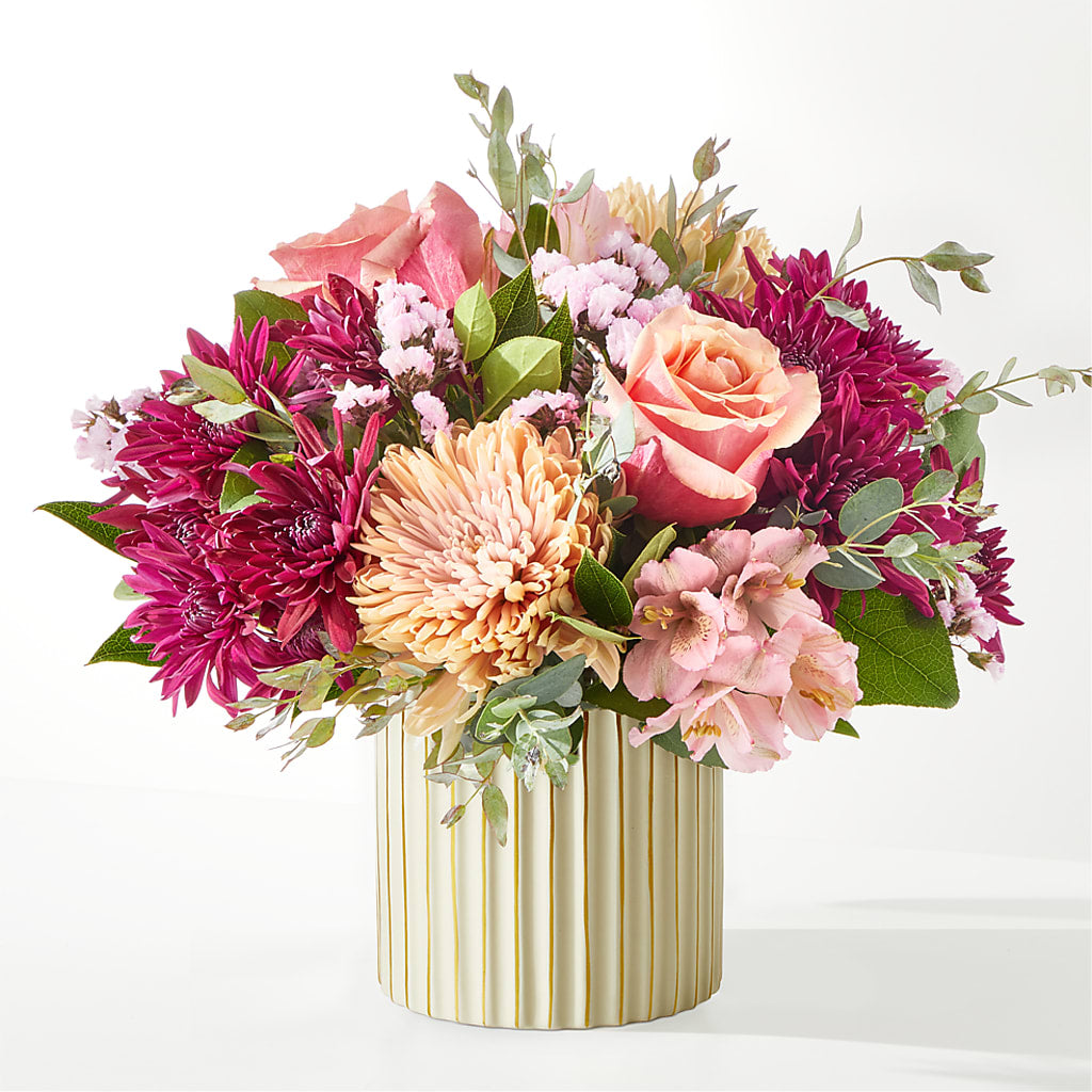 Berry Cobbler Bouquet with Ivory Vase –  Executive Flowers, El Paso TX