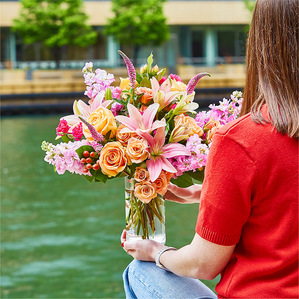 Bisous Bouquet –  Executive Flowers, El Paso TX